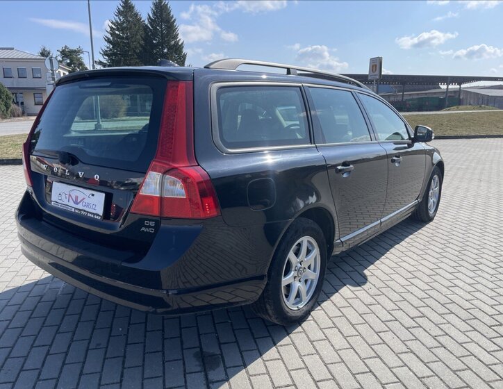 Volvo V70 Kombi 2,4 l 136 kw