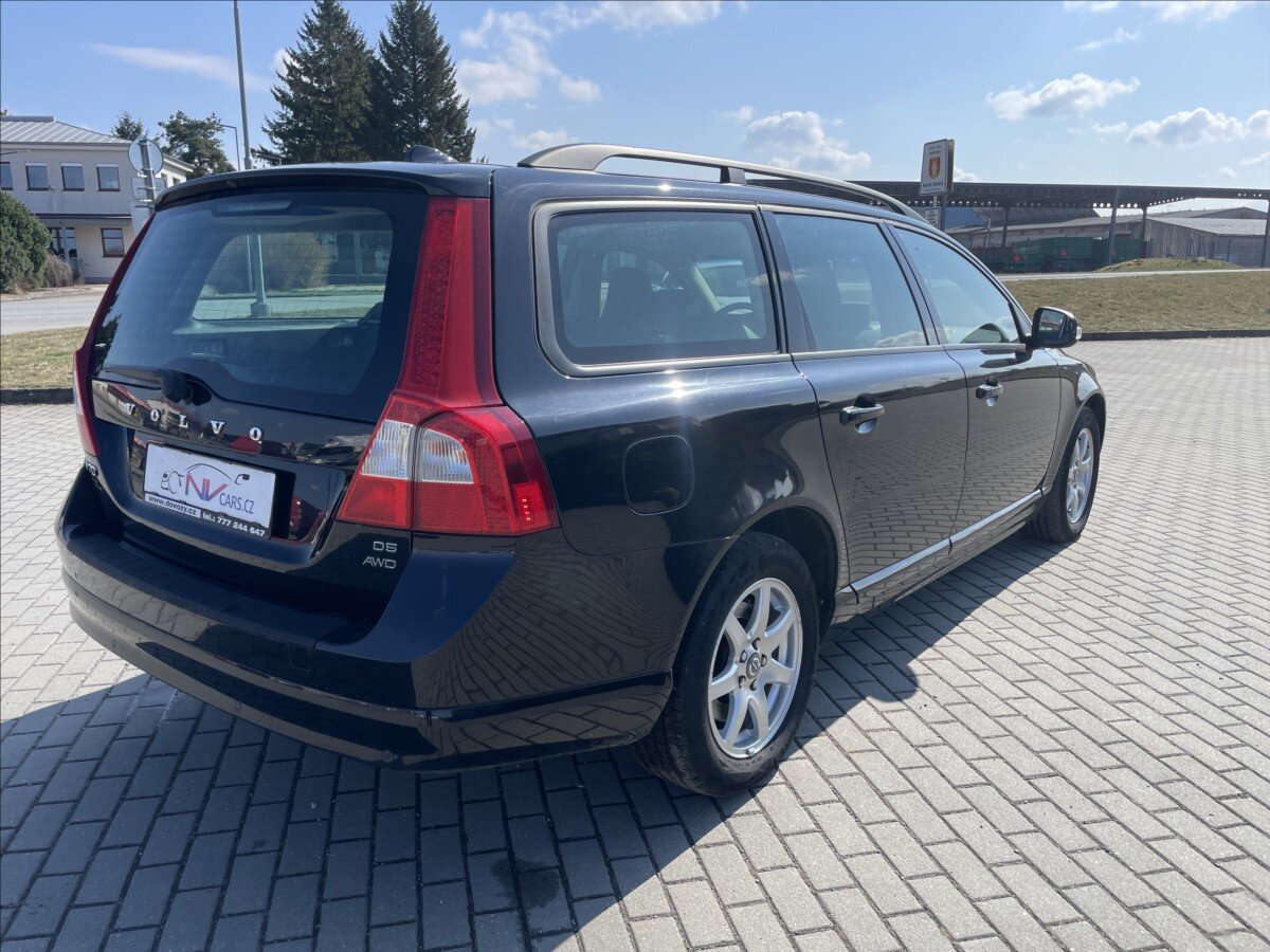 Volvo V70 Kombi 2,4 l 136 kw