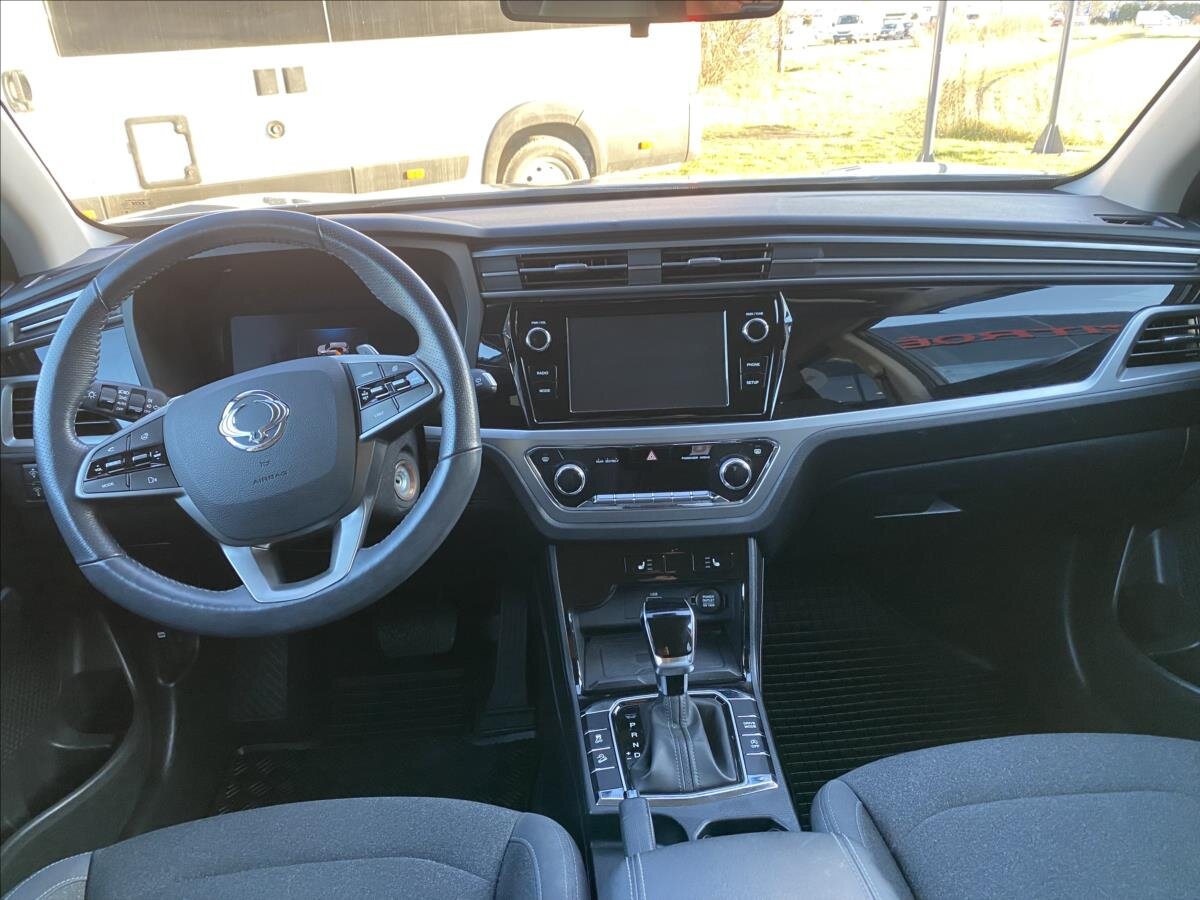 SsangYong Korando SUV / Terénní 1,5 l 120 kw