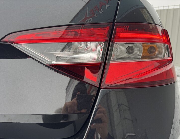 Škoda Superb Sedan 2,0 l 110 kw