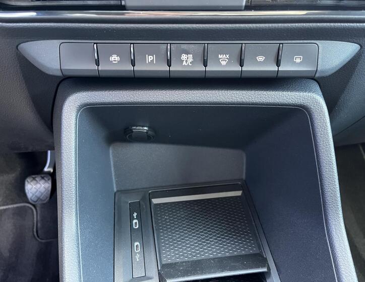 Ford Tourneo Connect 21