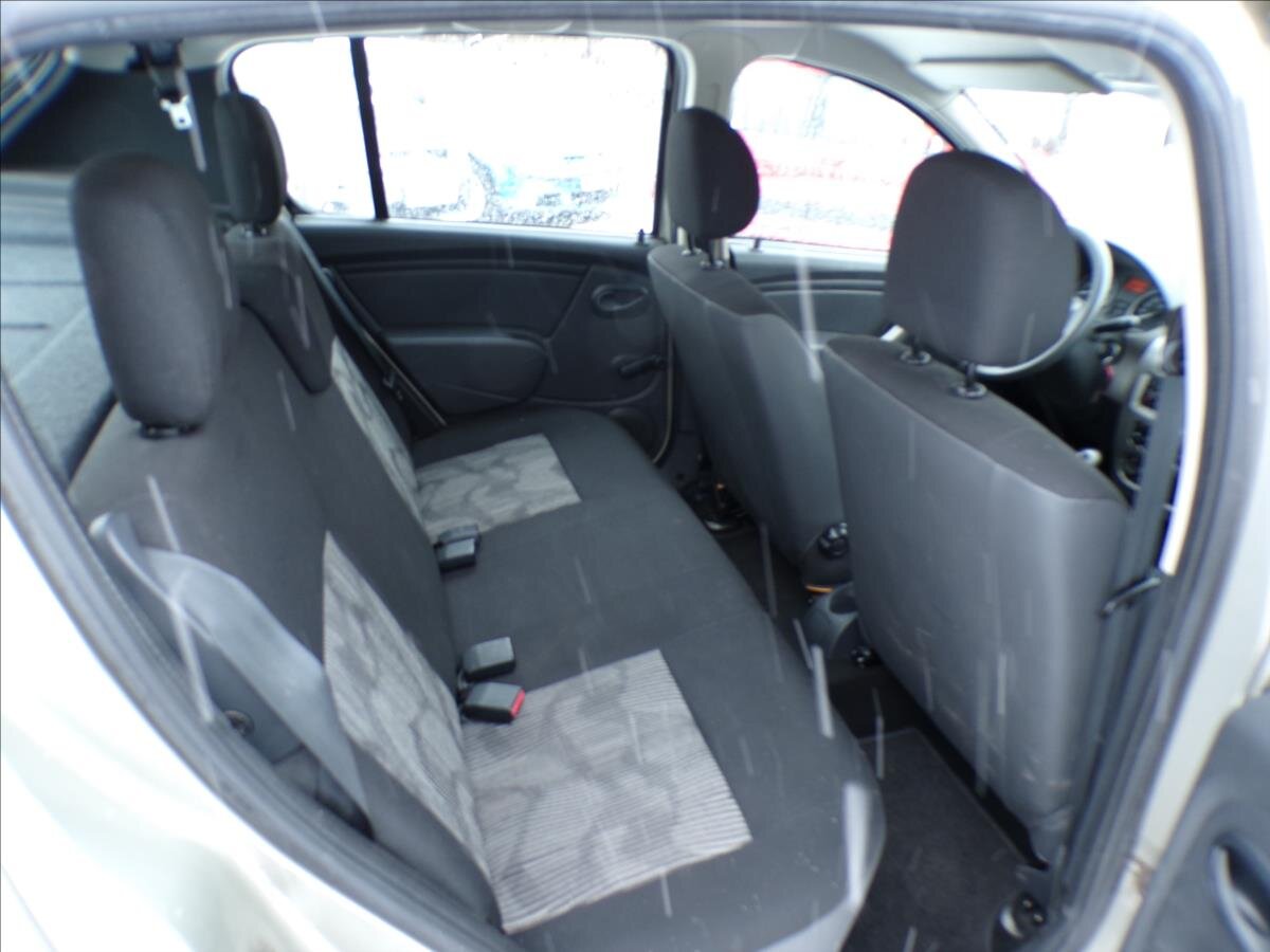 Dacia Sandero Hatchback 1,1 l 55 kw