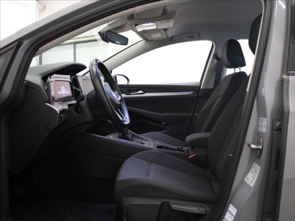 Volkswagen Golf Hatchback 999,0 81 kw