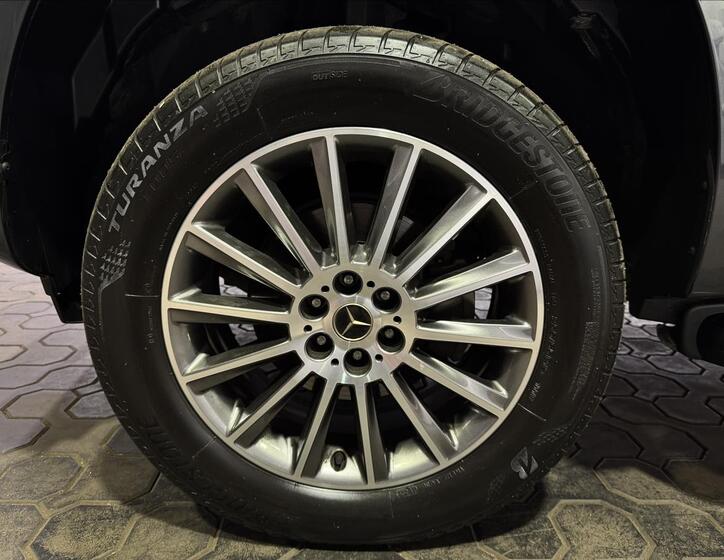 Mercedes-Benz Třídy X 36