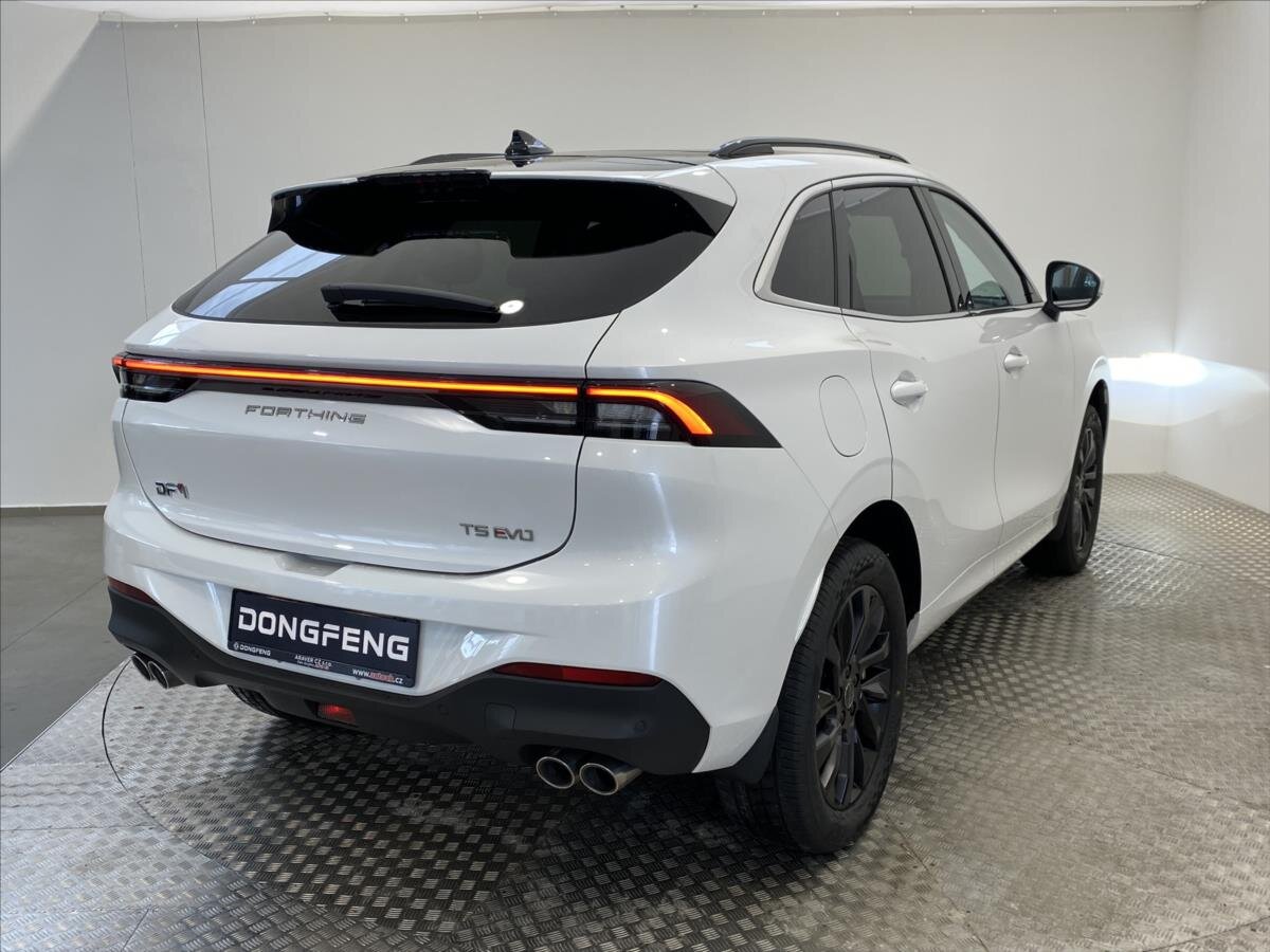 Dongfeng T5 EVO SUV / Terénní 1,5 l 130 kw