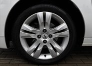 Peugeot 5008 MPV 2,0 l 120 kw