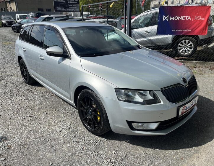 Škoda Octavia Kombi 1,6 l 77 kw
