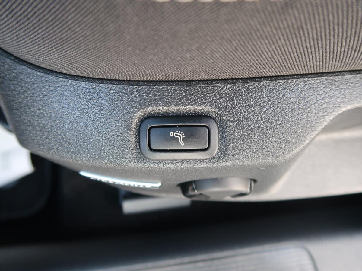 Volkswagen Golf Kombi 1,5 l 96 kw