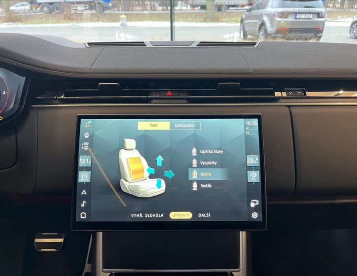 Land Rover Range Rover SUV 3,0 l 221 kw