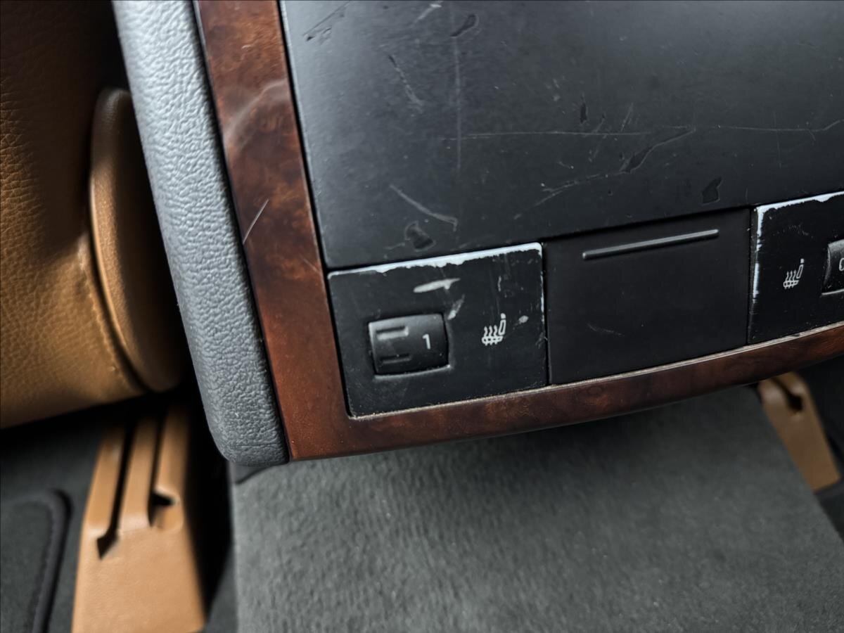 Volkswagen Touareg SUV 3,0 l 165 kw