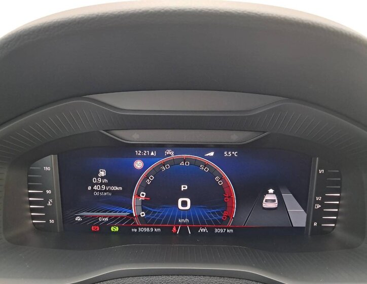 Škoda Karoq SUV / Terénní 1,5 l 110 kw