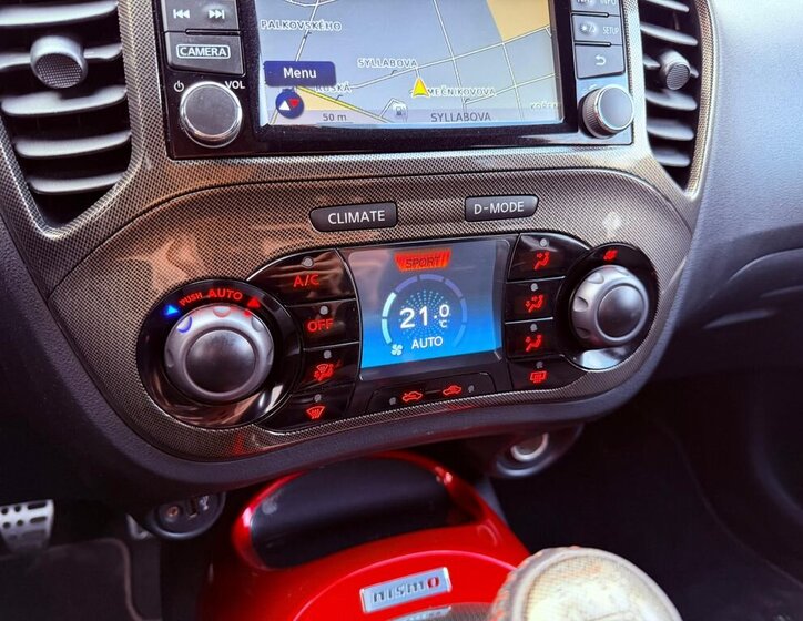 Nissan Juke SUV / Terénní 1,6 l 160 kw