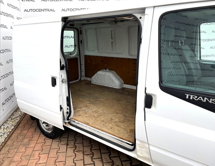 Ford Transit Skříň 2,2 l 63 kw