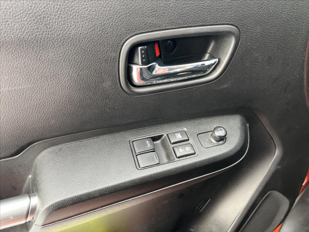 Suzuki Ignis Hatchback 1,2 l 61 kw