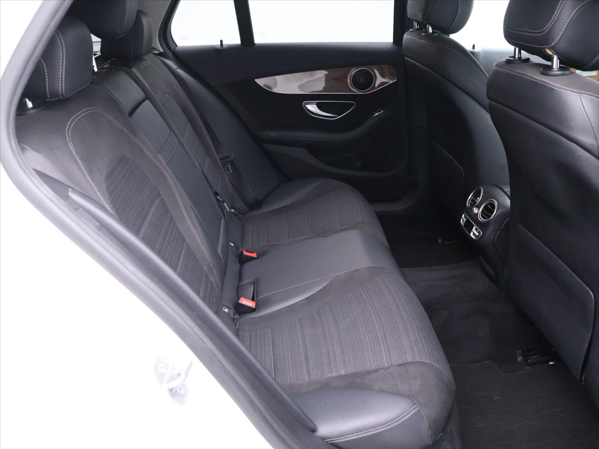 Mercedes-Benz Třídy C Kombi 2,1 l 150 kw