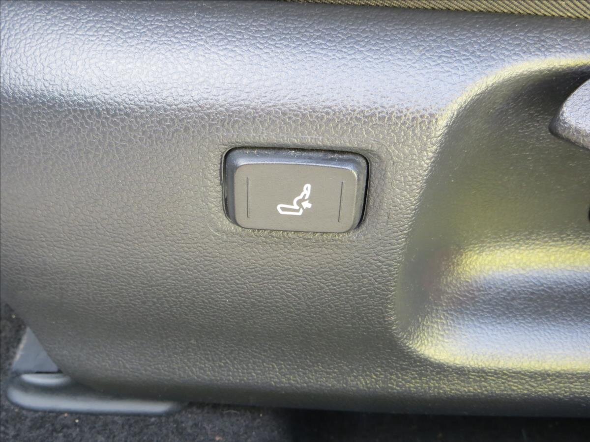 Toyota Corolla Sedan 1,8 l 72 kw