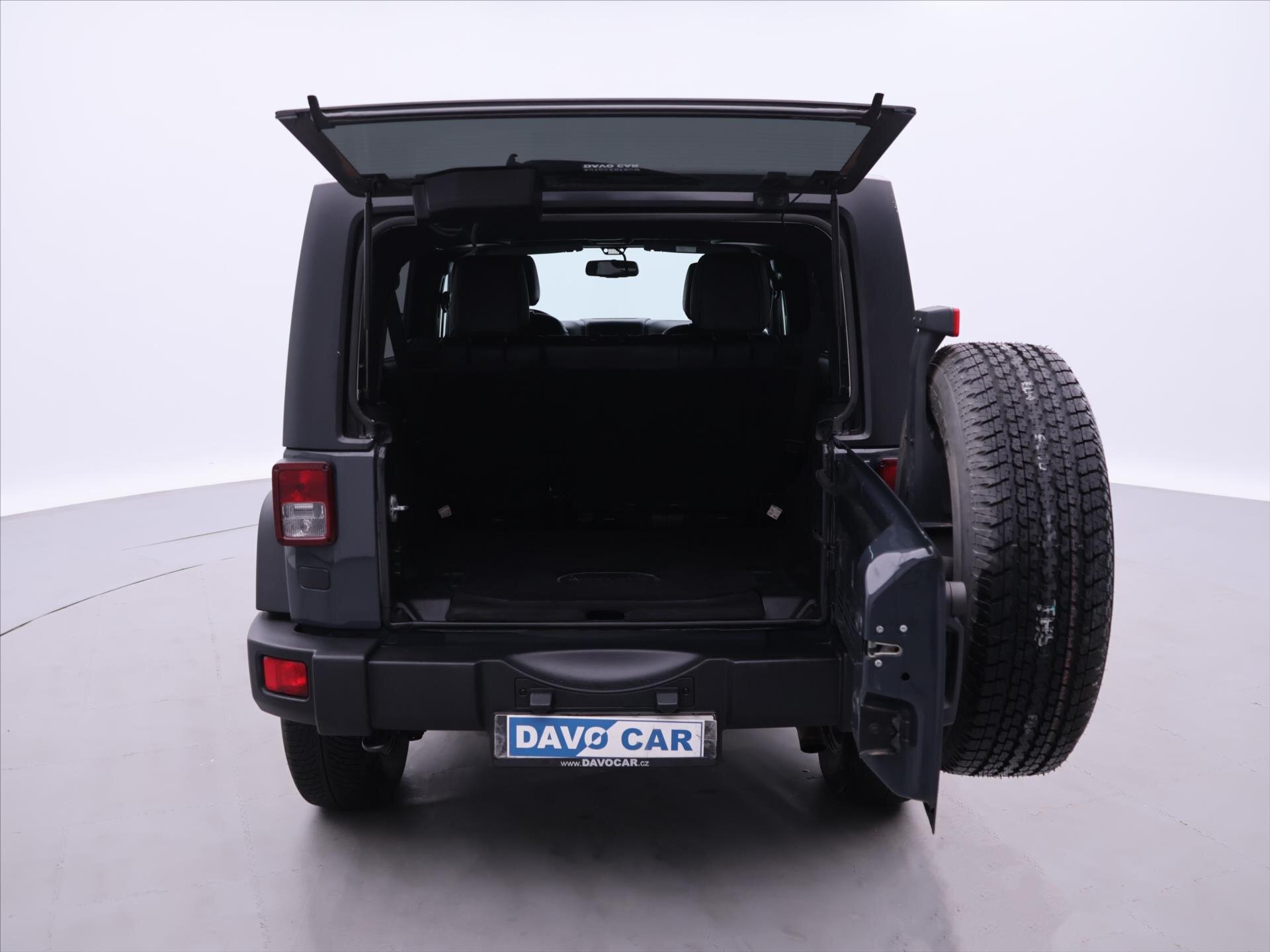 Jeep Wrangler SUV / Terénní 2,8 l 147 kw