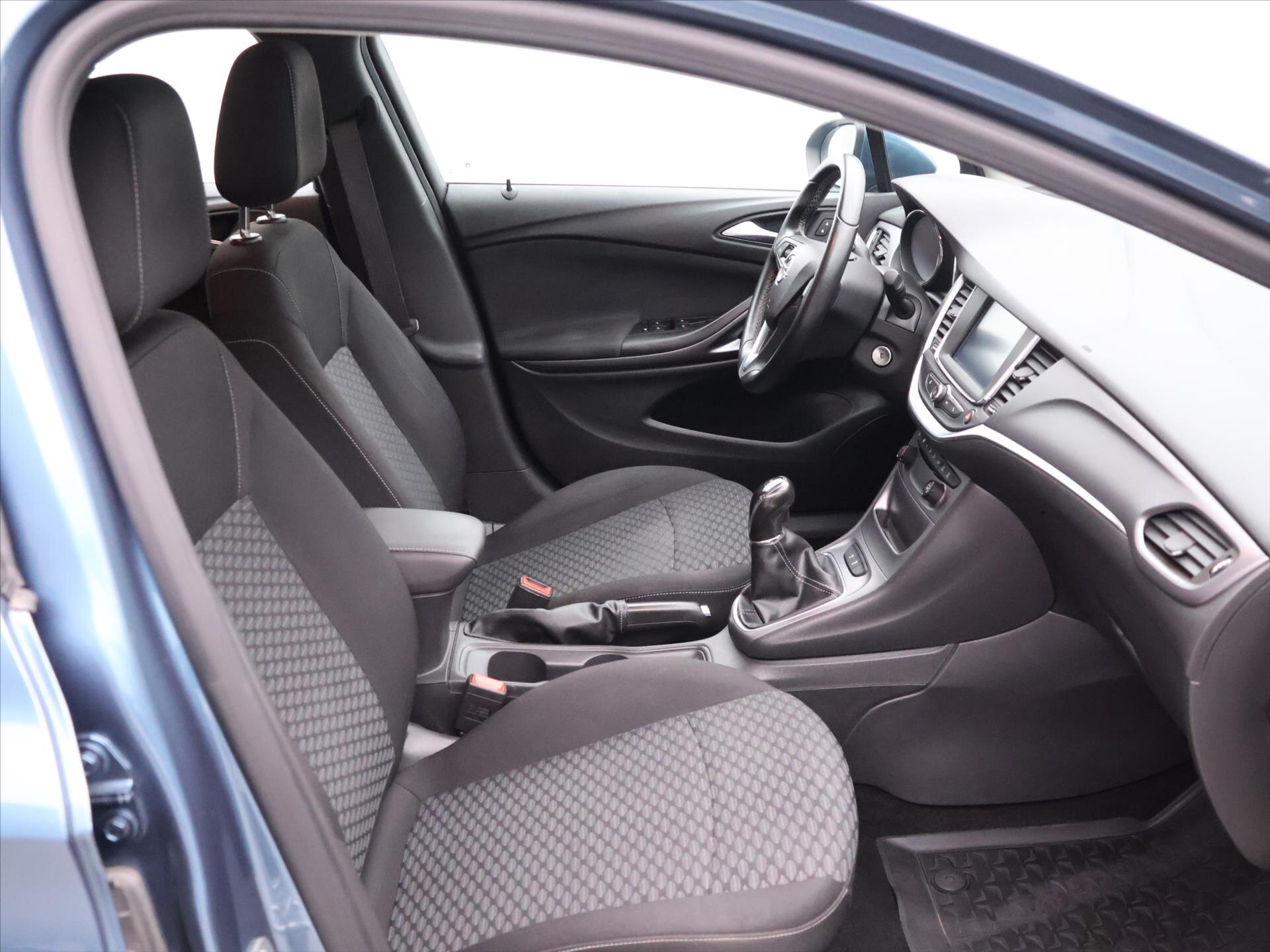 Opel Astra Kombi 999,0 77 kw