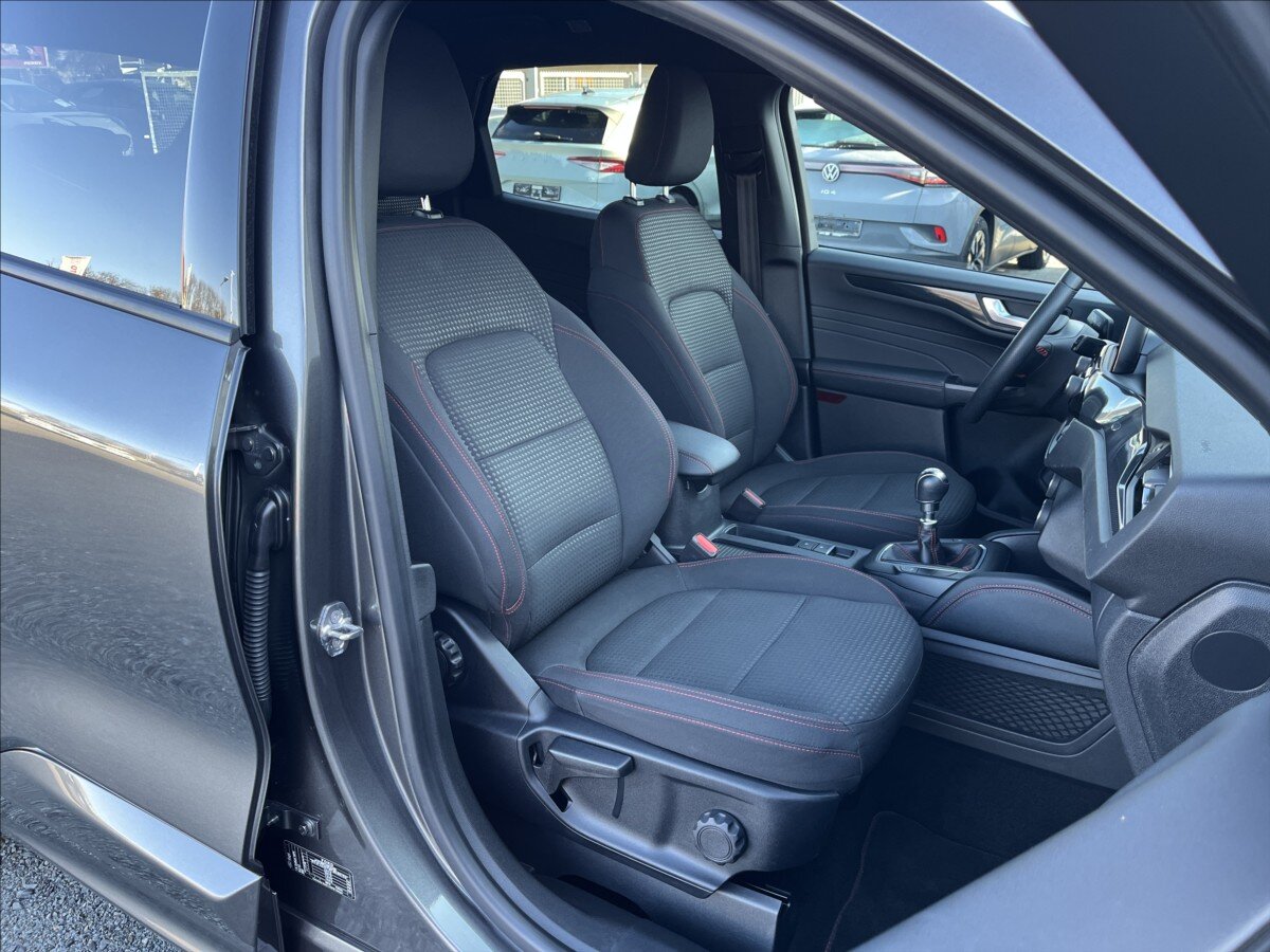 Ford Kuga Kombi 1,5 l 111 kw