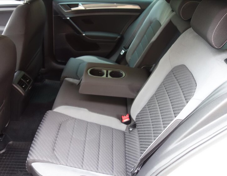 Volkswagen Golf Hatchback 2,0 l 110 kw