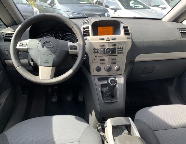 Opel Zafira 11