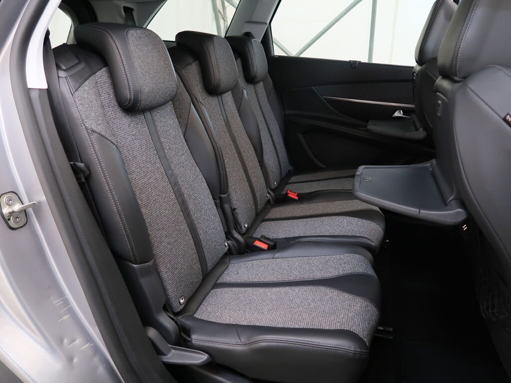 Peugeot 5008 SUV / Terénní 1,2 l 96 kw