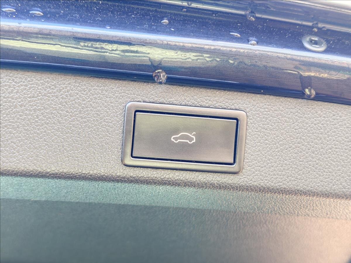 Škoda Superb Kombi 2,0 l 140 kw