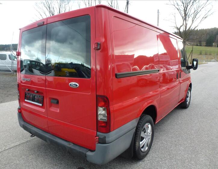 Ford Transit 8