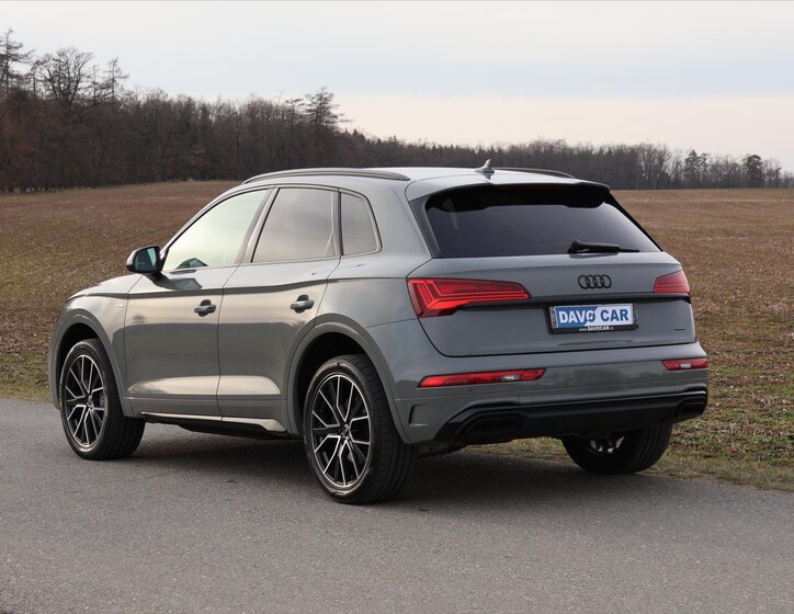 Audi Q5 SUV / Terénní 2,0 l 150 kw