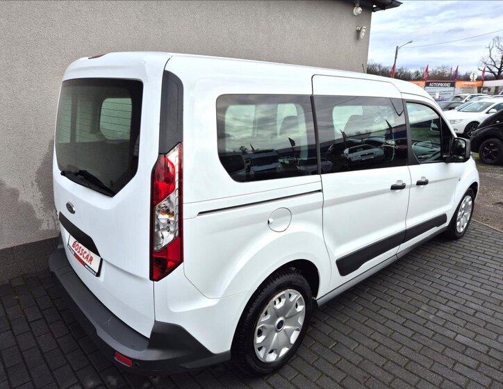 Ford Tourneo Connect 6