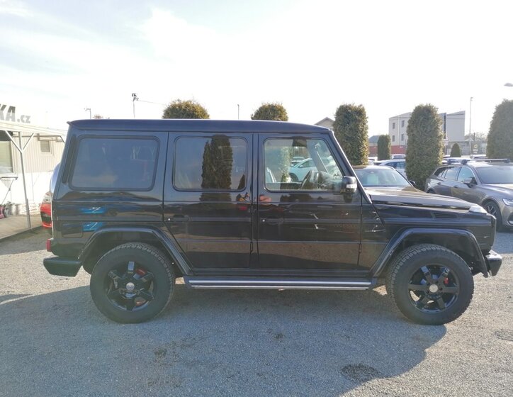 Mercedes-Benz Třídy G SUV 3,0 l 165 kw