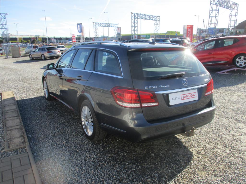 Mercedes-Benz Třídy E