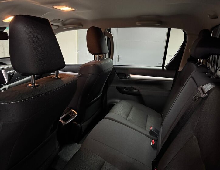 Toyota Hilux Pick-up 2,8 l 150 kw