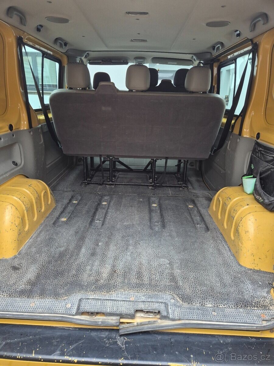 Renault Trafic VAN-Minibus 0,0 107 kw