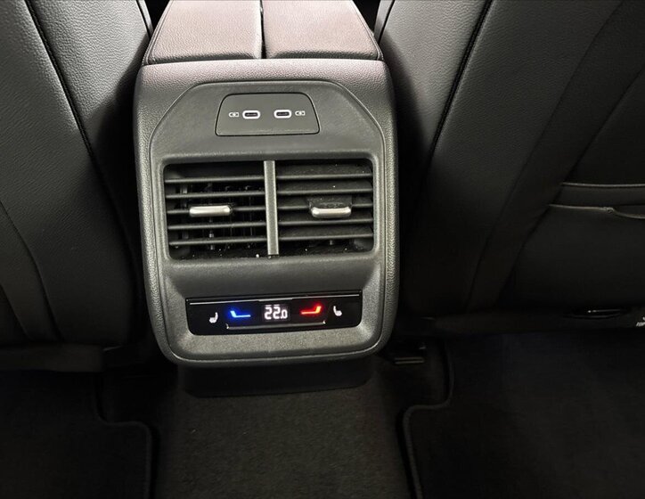 Škoda Superb Kombi 2,0 l 142 kw