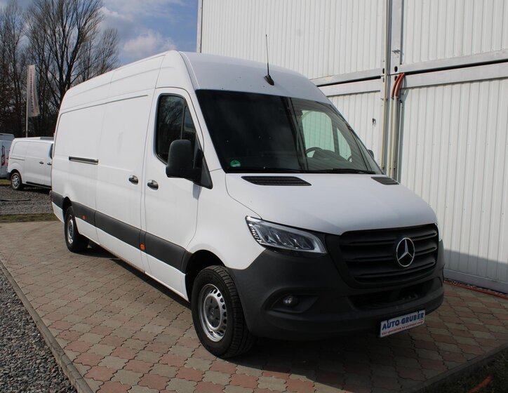 Mercedes-Benz Sprinter Užitková 2,1 l 120 kw