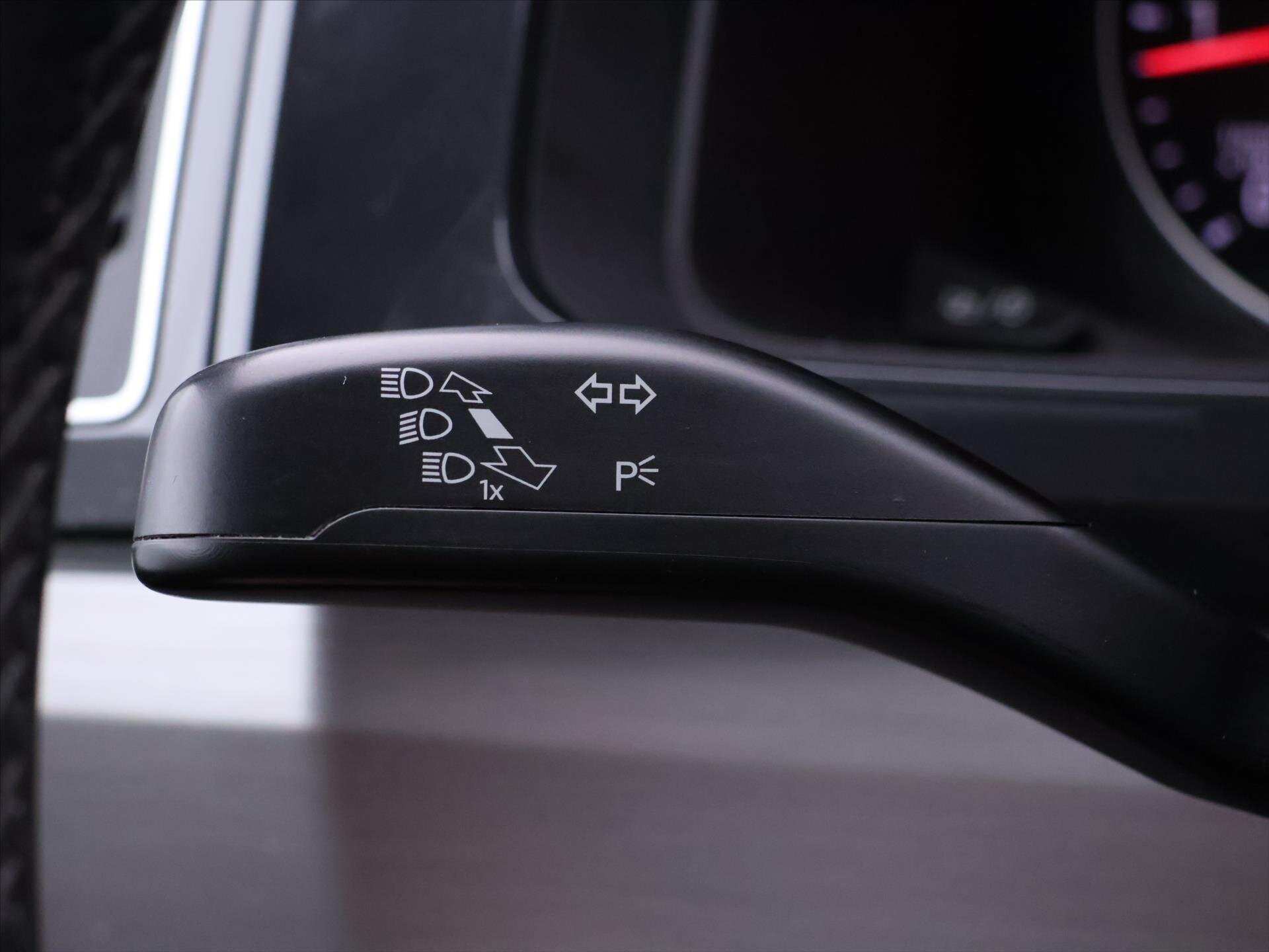 Volkswagen Multivan Kombi 2,0 l 150 kw