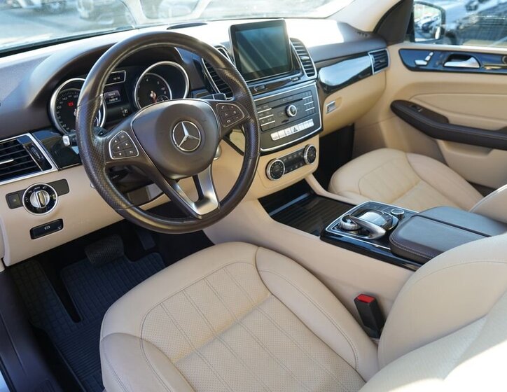 Mercedes-Benz GLE SUV / Terénní 3,0 l 190 kw