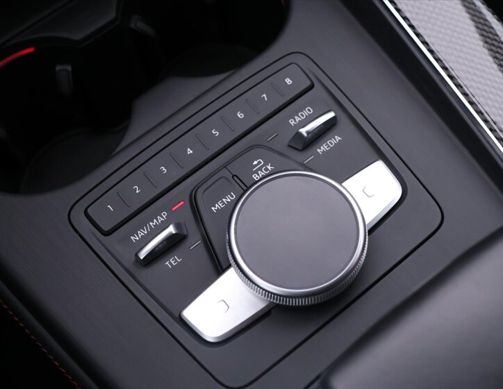 Audi S5 Sedan 3,0 l 260 kw