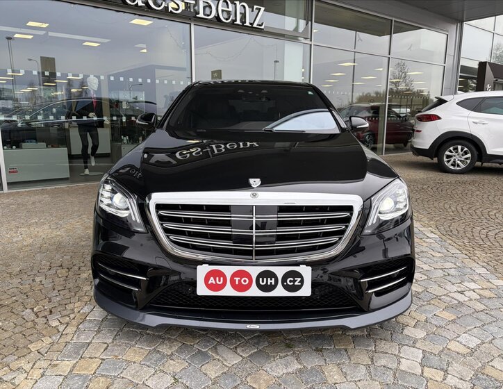 Mercedes-Benz Třídy S Sedan / Limuzína 4,0 l 345 kw