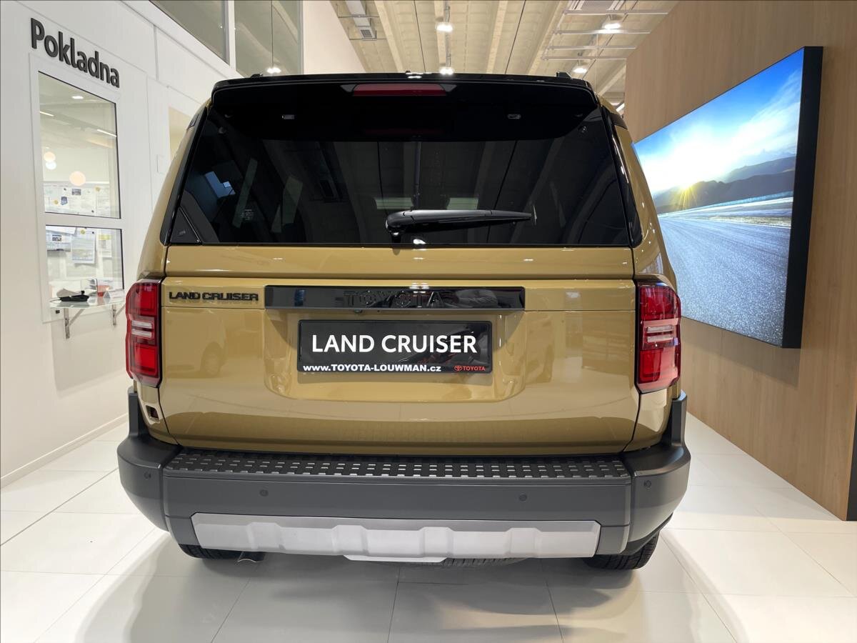 Toyota Land Cruiser SUV 2,8 l 150 kw