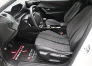 Peugeot 2008 SUV / Terénní 1,5 l 81 kw