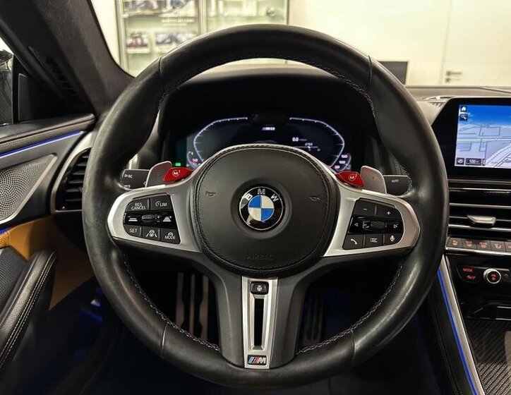 BMW M8 16