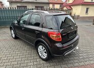 Suzuki SX4 Hatchback 1,6 l 88 kw
