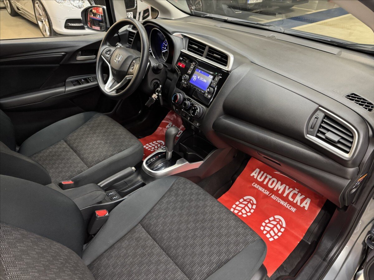 Honda Jazz Hatchback 1,3 l 75 kw