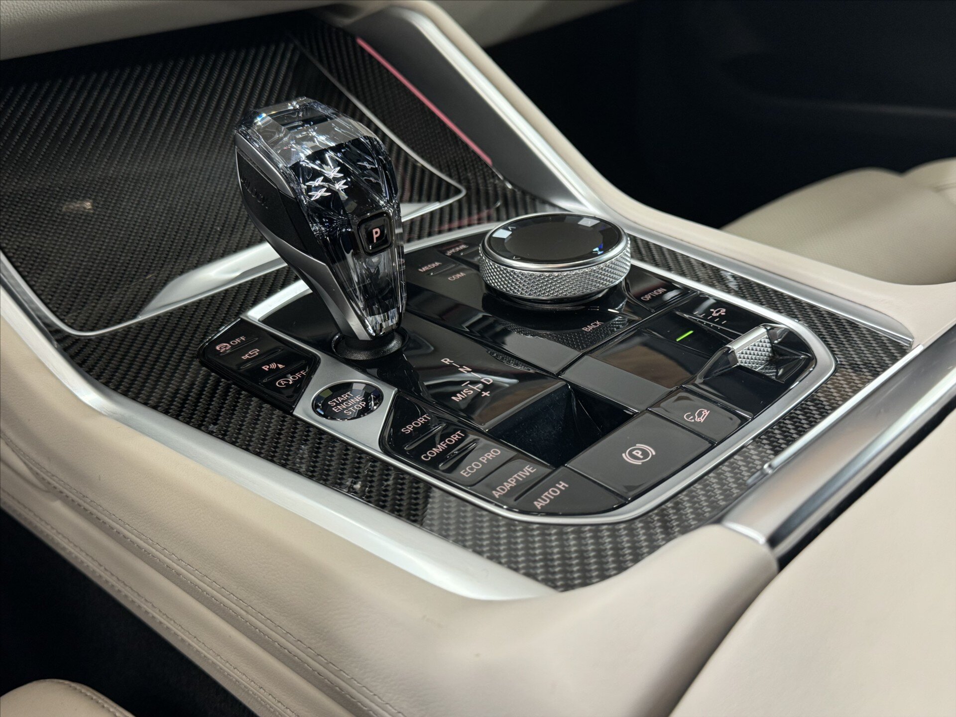 BMW X6 SUV / Terénní 3,0 l 250 kw