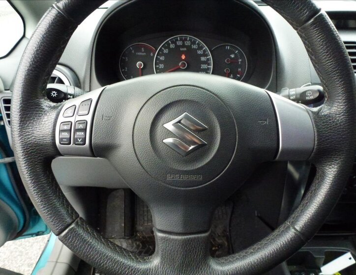 Suzuki SX4 Hatchback 1,9 l 88 kw