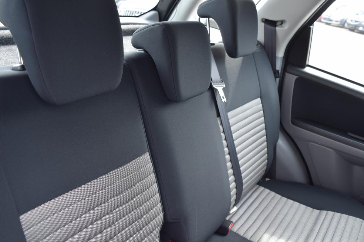 Suzuki SX4 Hatchback 1,6 l 79 kw