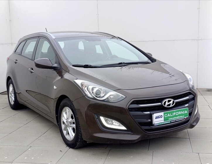Hyundai i30 Kombi 1,6 l 99 kw
