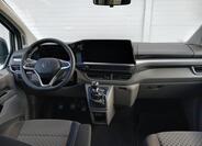 Volkswagen Caravelle 10